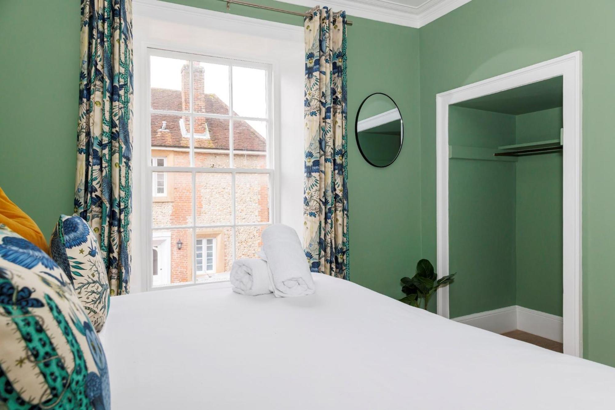 St Richard's Apartment